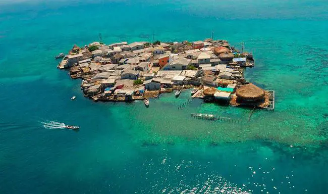 Santa Cruz del Islote, l'isola dei Caraibi più popolata al mondo