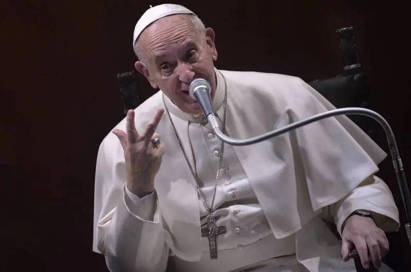 La tentazione di Papa Francesco: un sinodo sui migranti