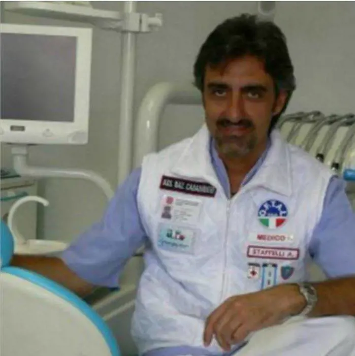 Valerio Staffelli piange la morte del fratello Alessandro: "Troppo giovane per scappare via da qui"
