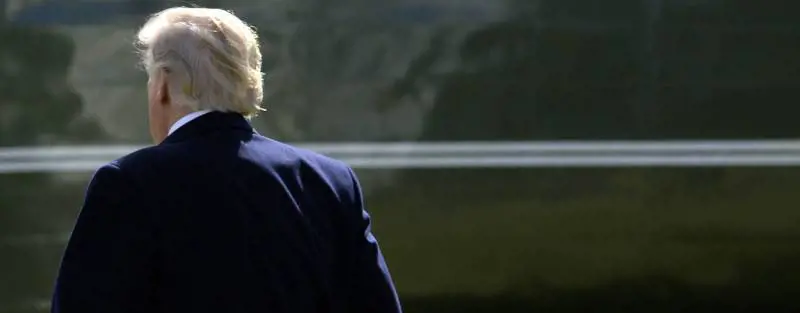 Trump: "Via i fondi federali alle città che proteggono i clandestini"