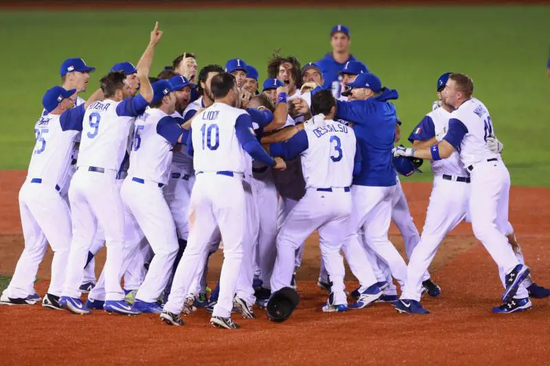 Piccola, bella e ammazzagrandi: l'Italbaseball dà lezioni al rugby