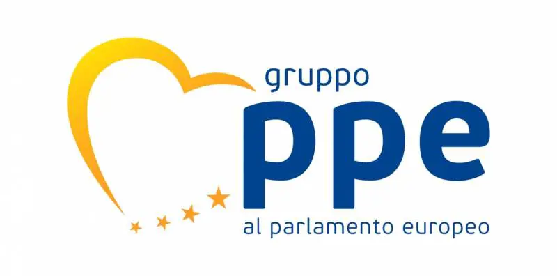 Il Ppe concederà l'uso del simbolo per fermare il vento del populismo