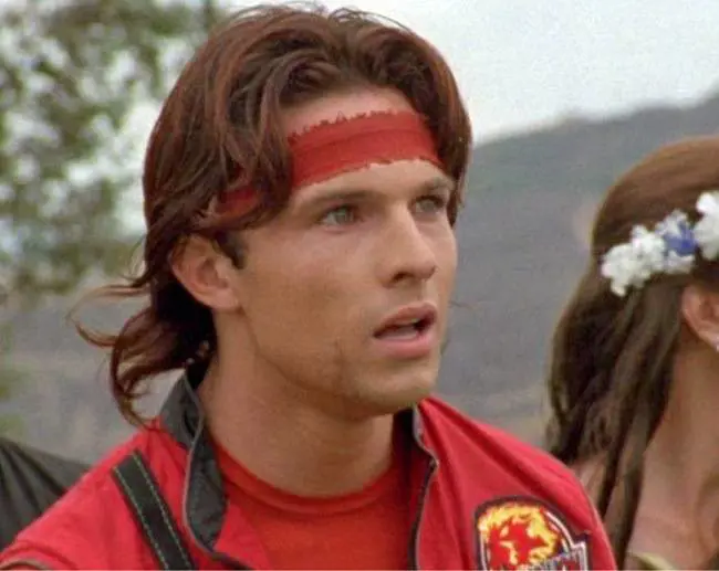 Uccise il coinquilino a colpi di spada: la confessione dell'ex Power Ranger