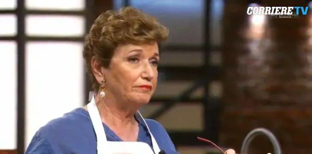 Celebrity MasterChef, Bastianich bacchetta la Maionchi: "Chiamami Mr. Bastianich"