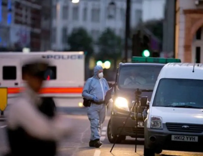 Londra, ricercato l'uomo che ha ucciso un bimbo di un anno a martellate