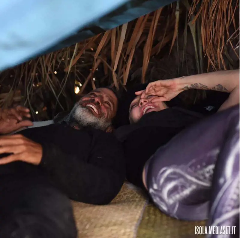 Isola 2017: Paola Barale tornerà da Raz Degan?