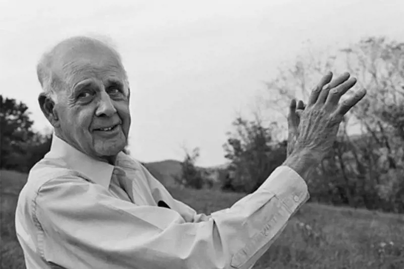 Wendell Berry trasforma in poesia pura l'America dei campi e delle foreste