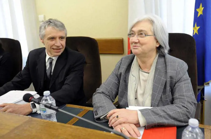 La Bindi anticipa la rottamazione: finge di ritirarsi ma sogna il Colle