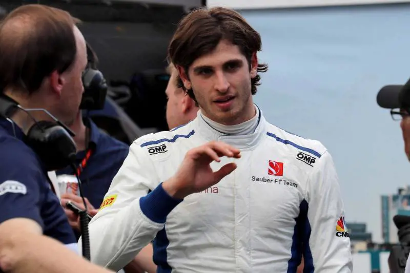 C'è un italiano tra i canguri. Giovinazzi, numero da circus