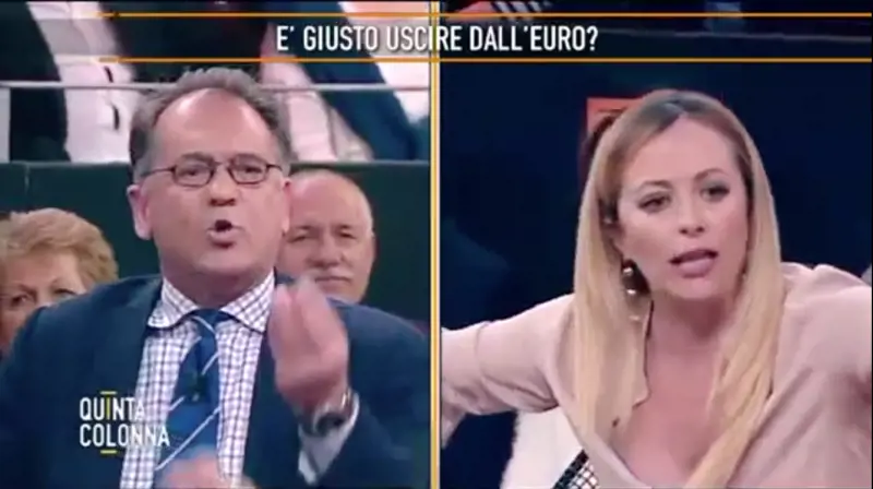 Quinta colonna, Cecchi Paone elogia la Germania. La Meloni replica: "Via dall'Italia"