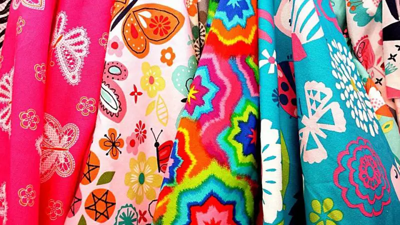 Moda: i tessuti migliori da indossare in primavera ed estate