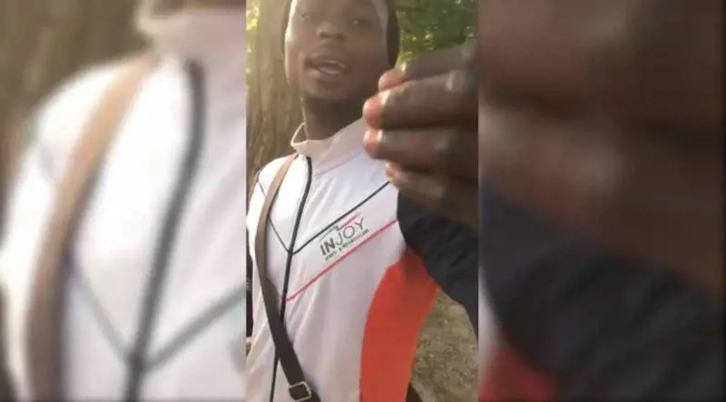 Mantova, il consigliere filma il parcheggiatore abusivo. Lui: "Non c'è lavoro"