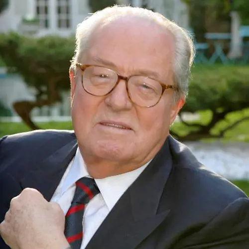 Jean Marie Le Pen "si tura il naso" e voterà Marine
