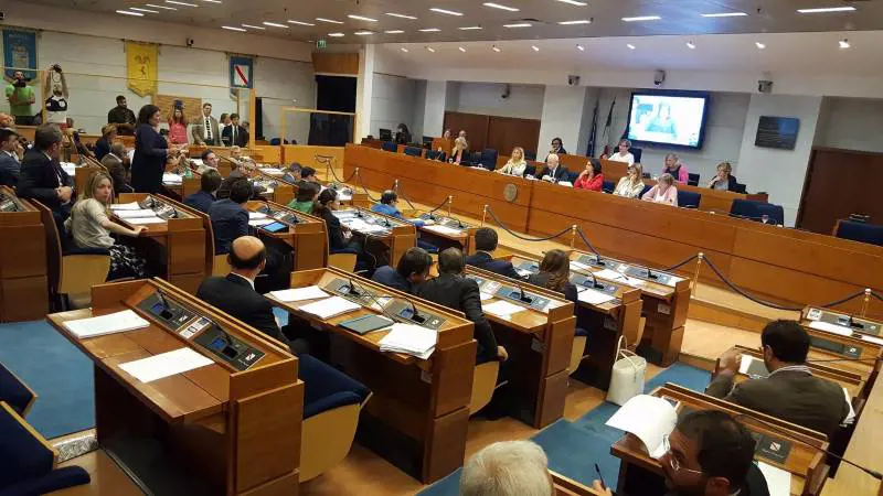 In Campania i vitalizi costano più di dieci milioni di euro