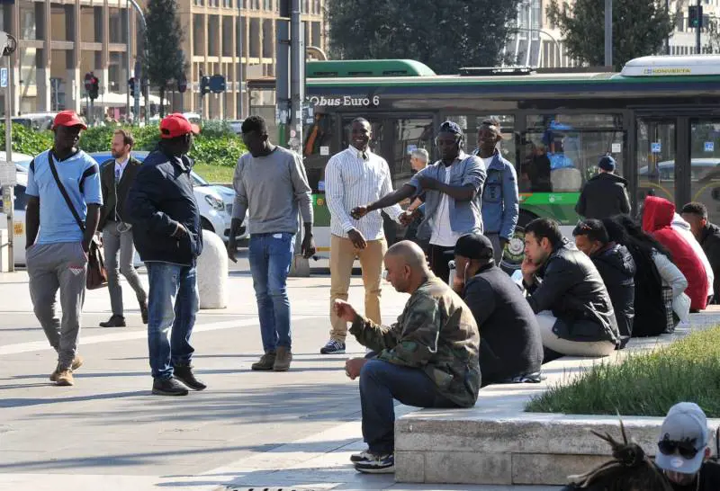 Rimpatriati (con scorta) 4 volte: immigrati trovati ancora in Italia