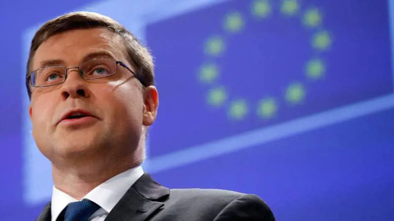 I falchi Ue ci ricascano: "Debito italiano troppo alto"