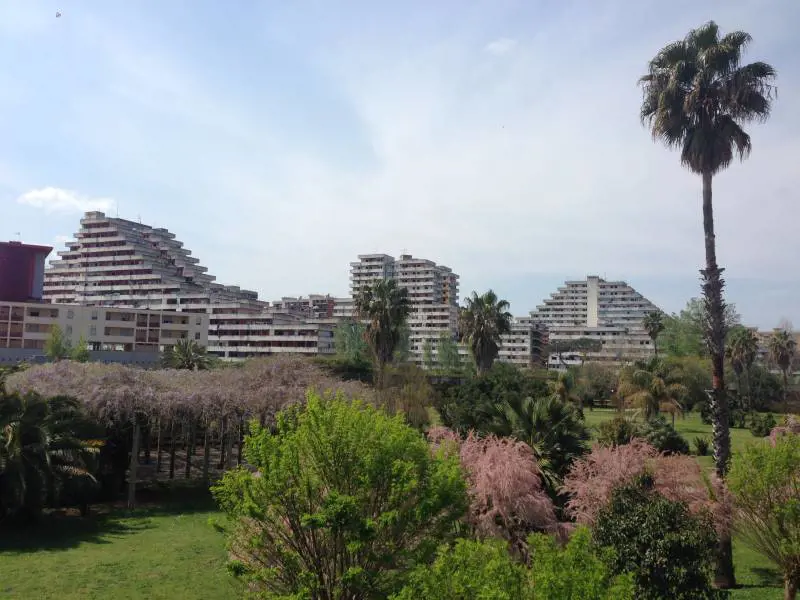 Quando la periferia pianificata dai grandi architetti diventa un inferno