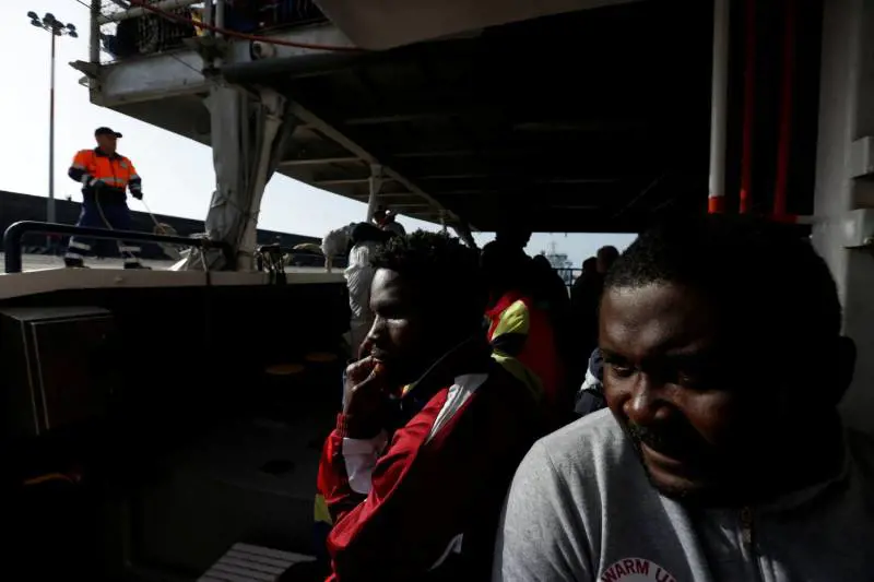 In manette il parroco: soldi per l'assistenza spirituale dei migranti