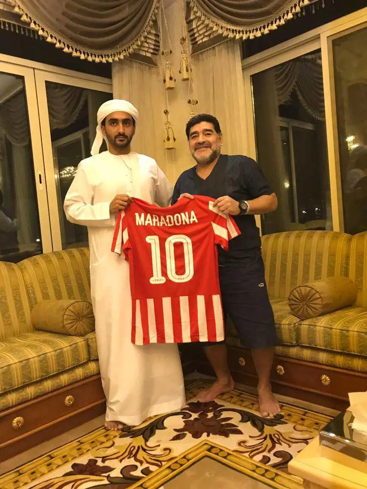 Maradona torna in panchina: allenerà negli Emirati