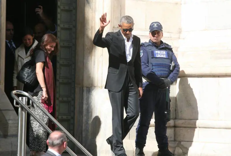 Milano celebra in pompa magna Obama, il perdente degli Stati Uniti