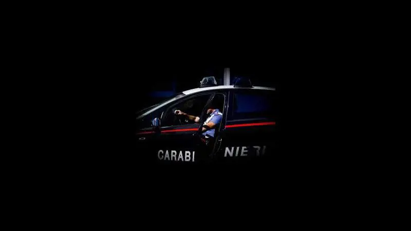 Investe l'auto dei carabinieri. Ma il giudice indaga il militare