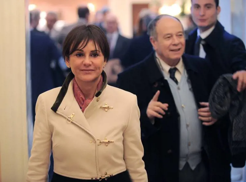 Corruzione, sottosegretaria Vicari si dimette