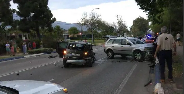I momenti dopo l'incidente a Marbella (foto @emergenza24)