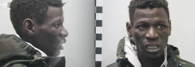 Immigrato si apposta, aspetta le donne e le aggredisce col coltello: arrestato