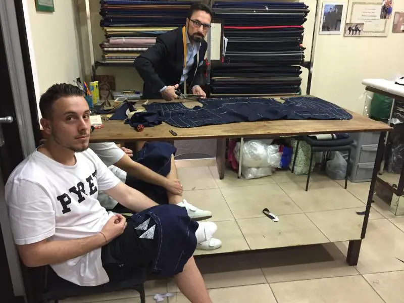 La sartoria e gli artigiani, fiore all'occhiello di Napoli