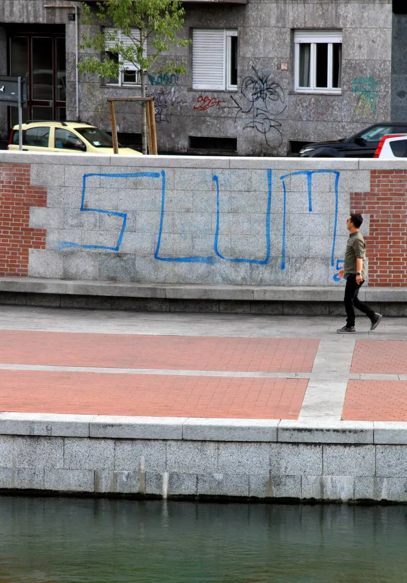 Darsena, movida e abusivi ecco le ordinanze anti-vetro