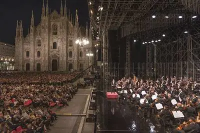 La Scala in piazza Duomo, conto alla rovescia