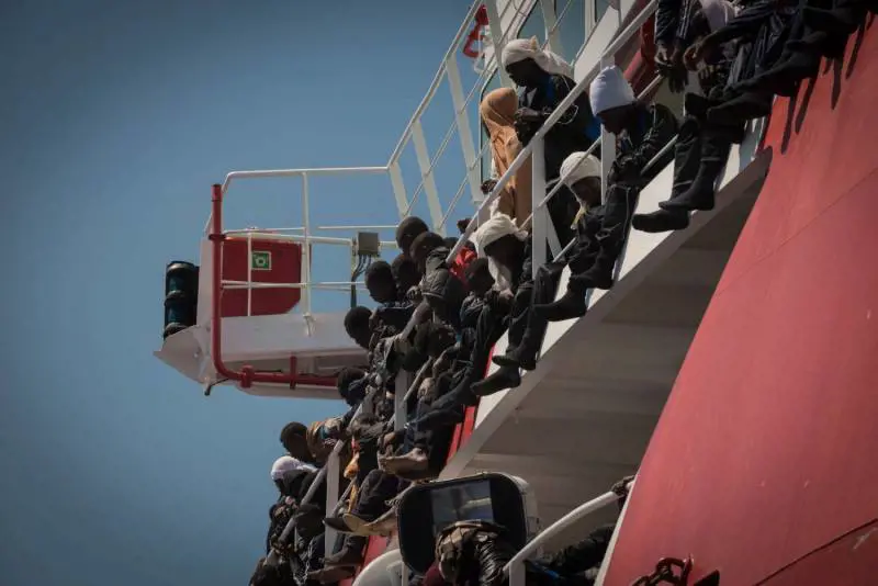 Boom di africani e mediorientali: "Nel 2050 gli europei saranno minoranza"