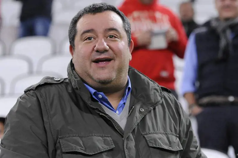 Ansia per Mino Raiola, ricoverato in terapia intensiva al San Raffaele
