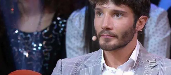 Selfie, De Martino: "La mamma di Belen al matrimonio piangeva perché mi stava per sposare"