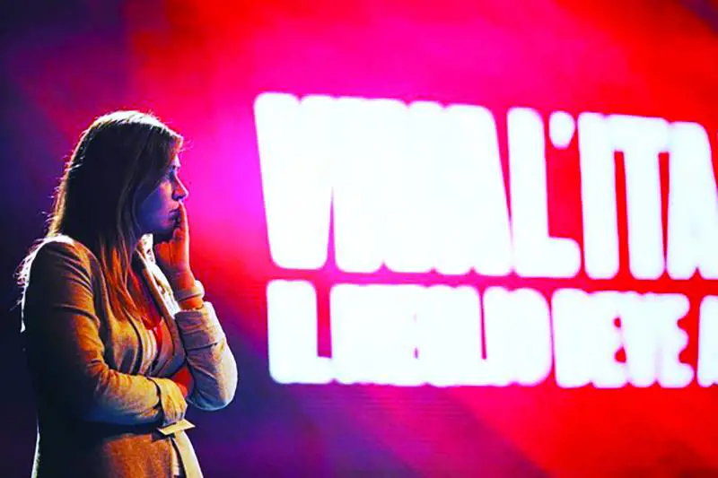 Sola e ispirata, la svolta mediatica della Boschi