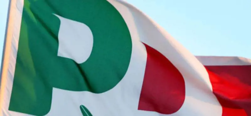 Il centrosinistra diviso si "spacca" in due piazze