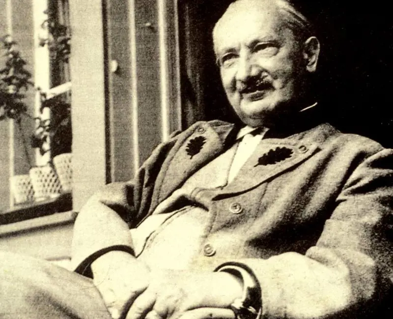 Da Marinetti a Heidegger: fotografia di famiglia degli intellettuali "neri"