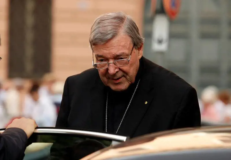 Finanza e caso Becciu. Nel 2017 Pell bloccato dai bonifici in Australia