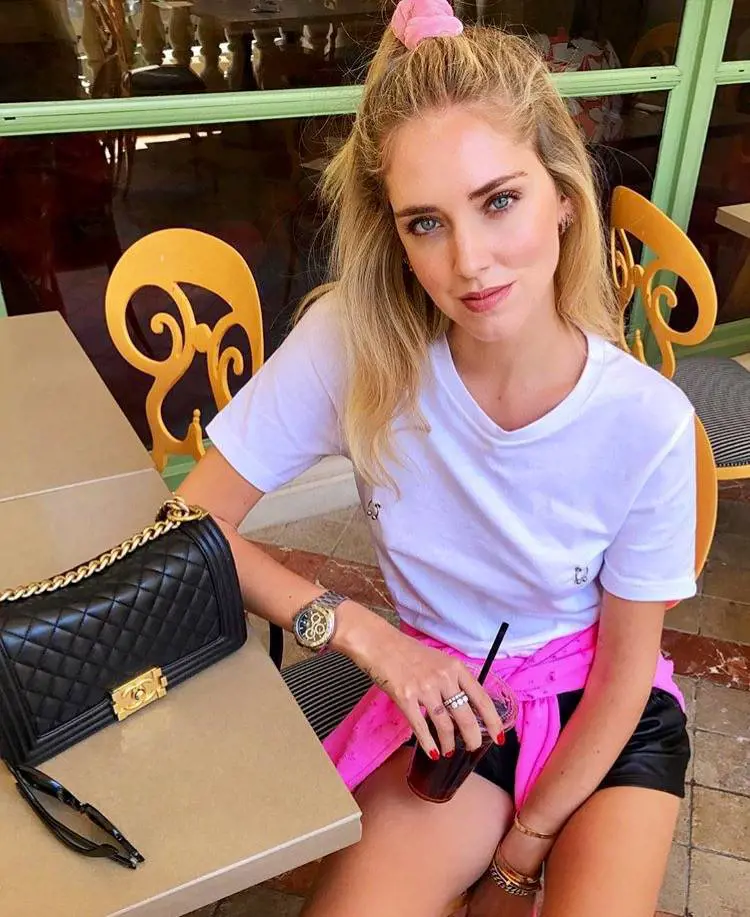 Ode alla T-shirt bianca