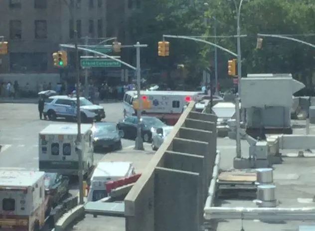 Ex medico spara in ospedale: dramma nel Brox a New York