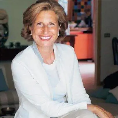 Sogni, femmine e fate dentro il cortile-mondo della Torregrossa