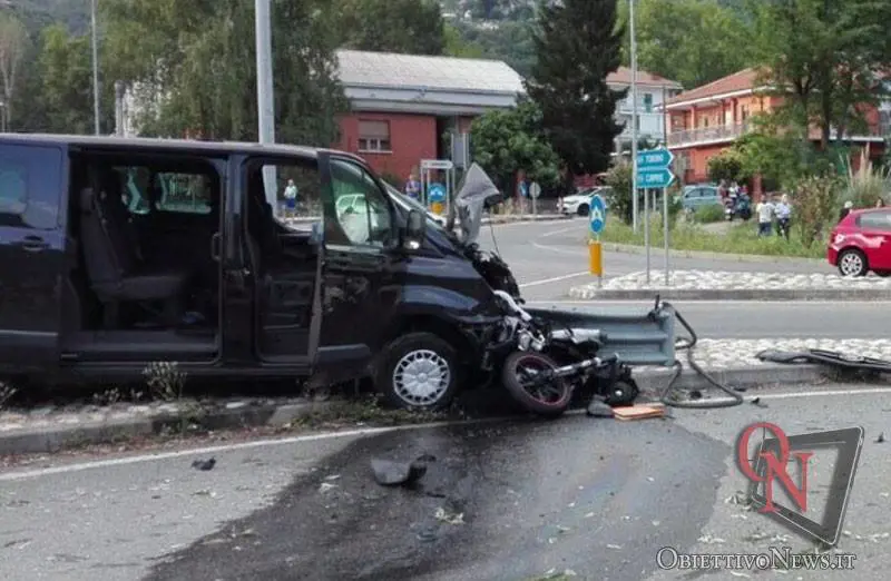 Val Susa, pugno allo specchietto del van: così è nata la lite fatale in strada