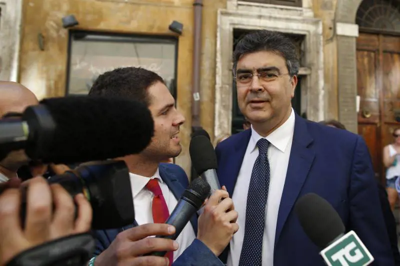 Savoia, Fiano durissimo: "Mi opporrò sempre alla traslazione al Pantheon"