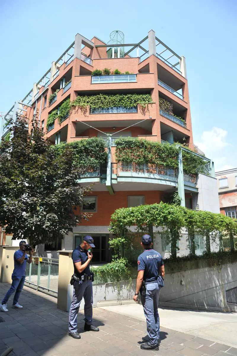 Si è uccisa la colf morta in casa