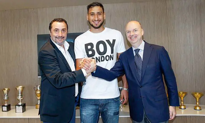 Donnarumma-Milan, c'è la firma: accordo fino al 2021 a 6 mln l'anno