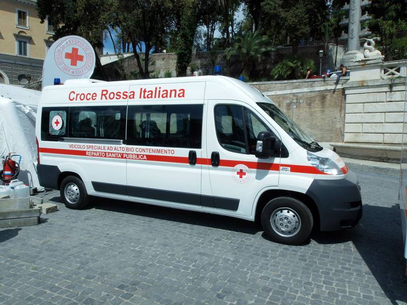 Torture ai pazienti in un centro della Croce Rossa: 10 arresti. I pm: "Galleria degli orrori"