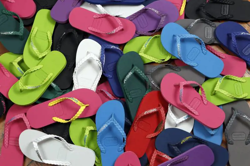 I fondi si infilano le infradito. Un miliardo per Havaianas