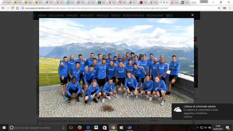 Inter-Perisic, è gelo: il croato si mette in disparte nella foto di gruppo