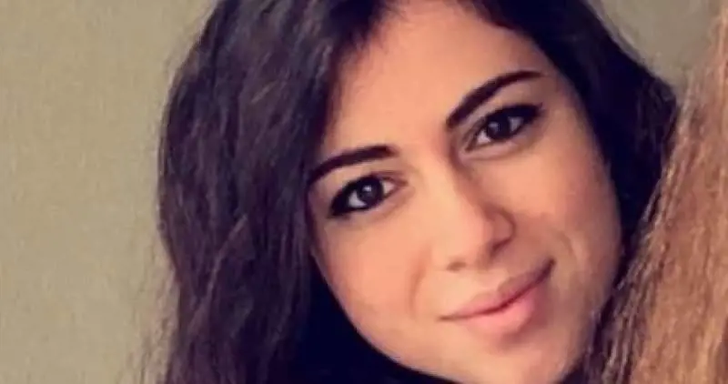Rifiuta le cure e muore di leucemia: "Processate i genitori"