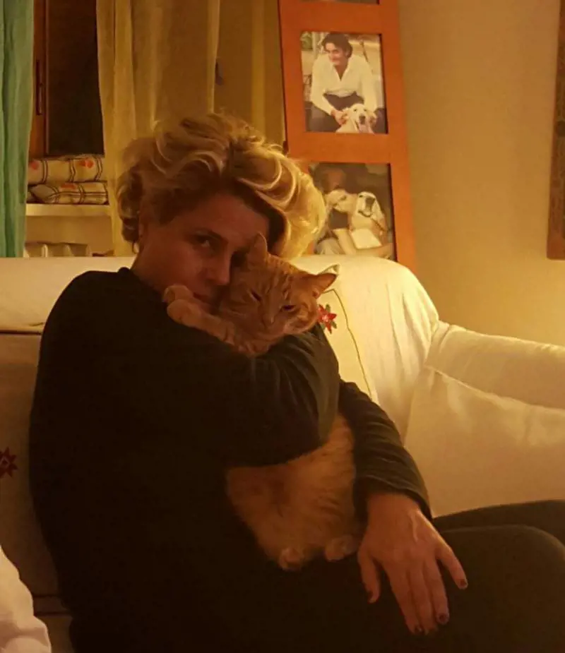 Tosca si sfoga sui social ma viene insultata